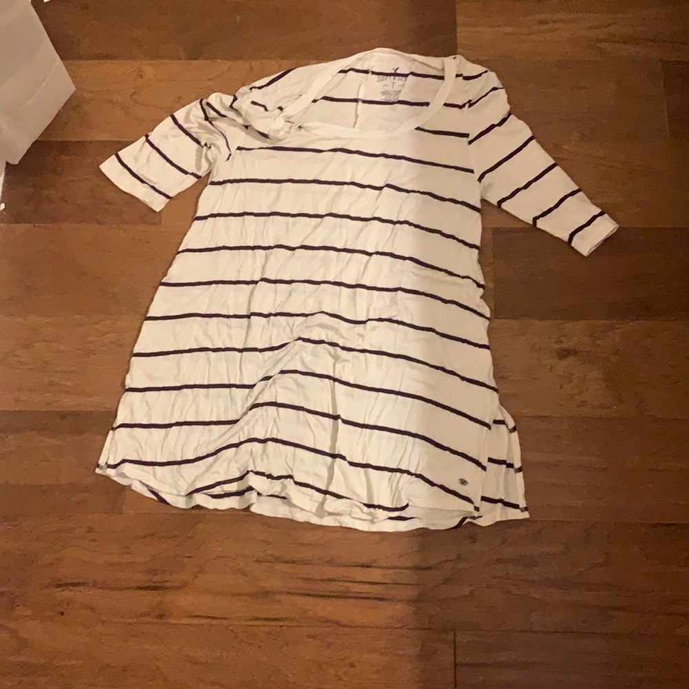 Burgundy and cream striped quater sleeve top